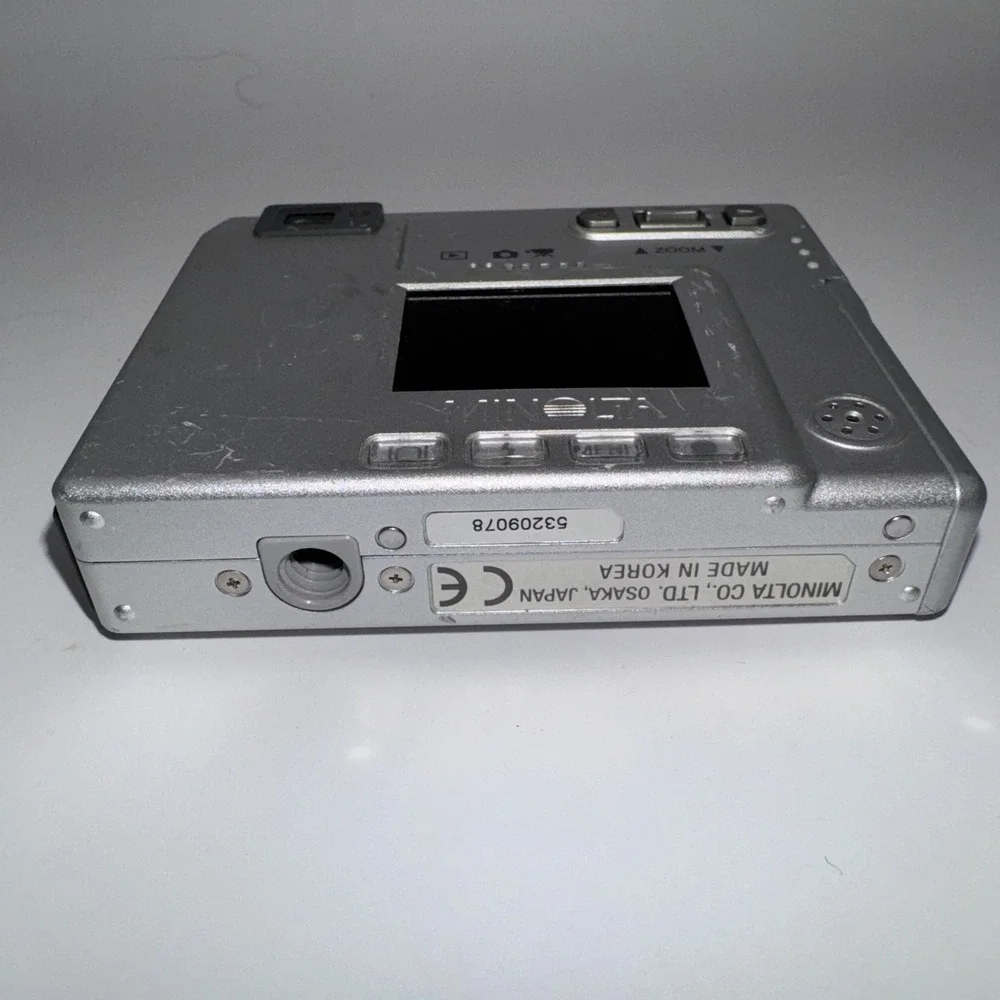 Minolta Dimage Xi Digital CCD Point and Shoot Camera UNTESTED